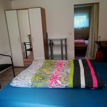 Ferienwohnung In Hahnheim, Rheinhessen Buitenkant foto